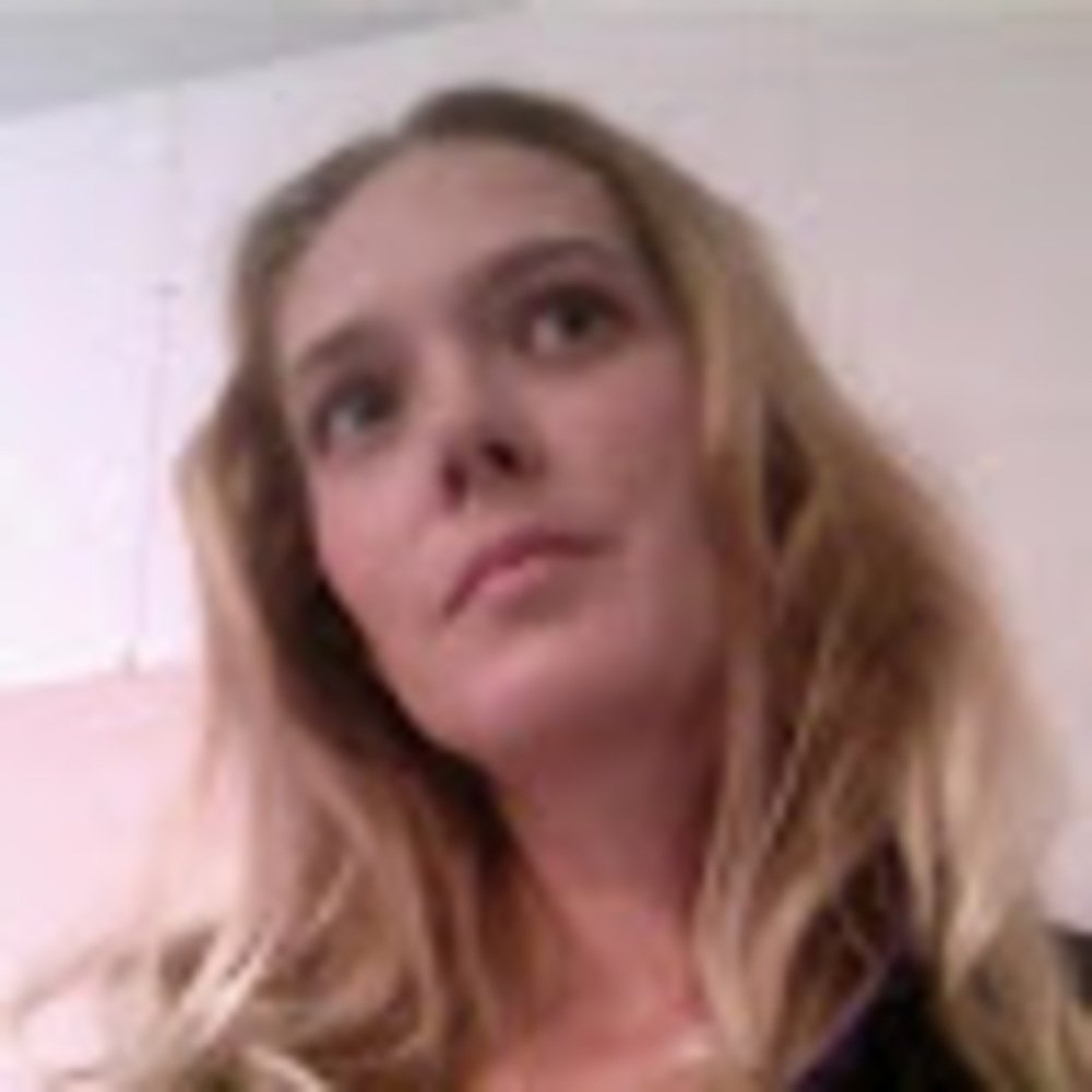 Meet your Posher, Debrah
